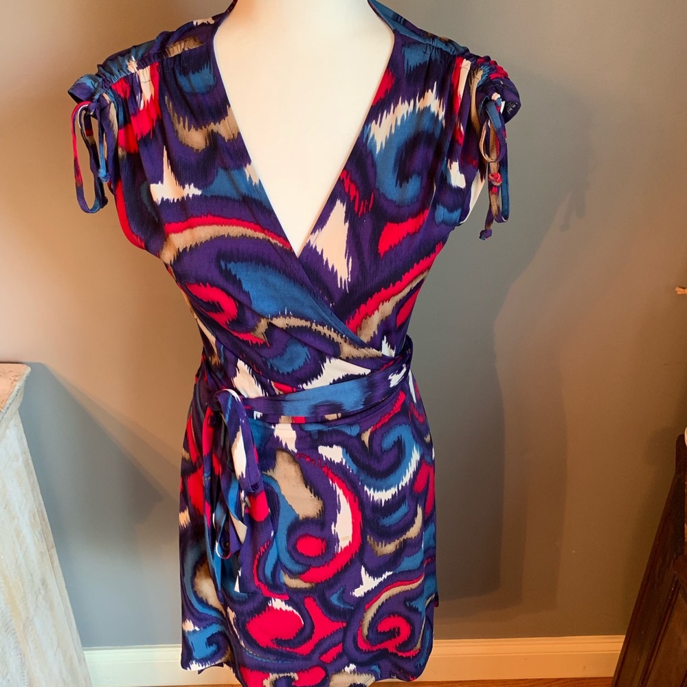 Veronica M wrap dress, sleeveless. Pink/Purple, L